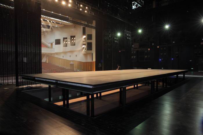松木舞台运动馆地板品牌哪个好3